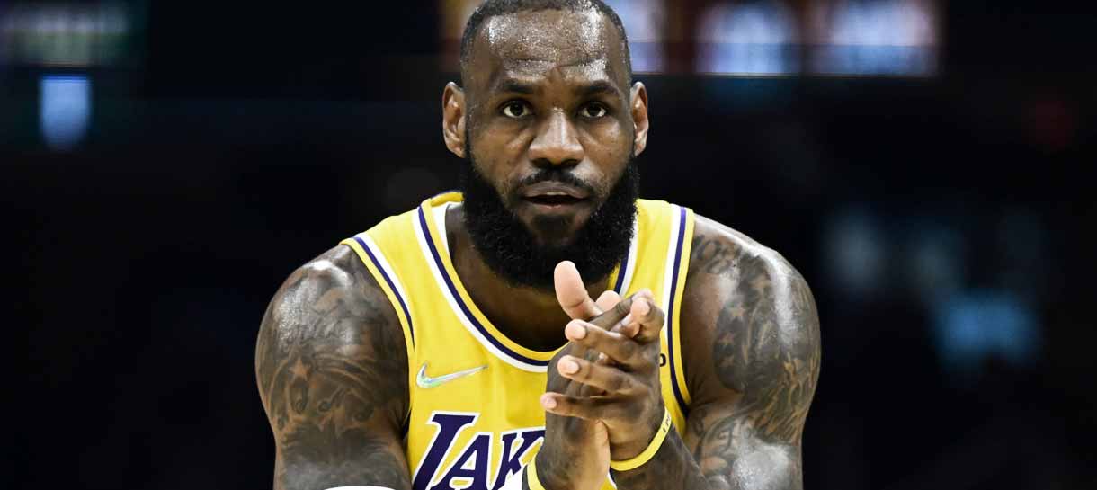 NBA: LeBron manda mensagem para torcida do Lakers em meio a incertezas sobre seu futuro