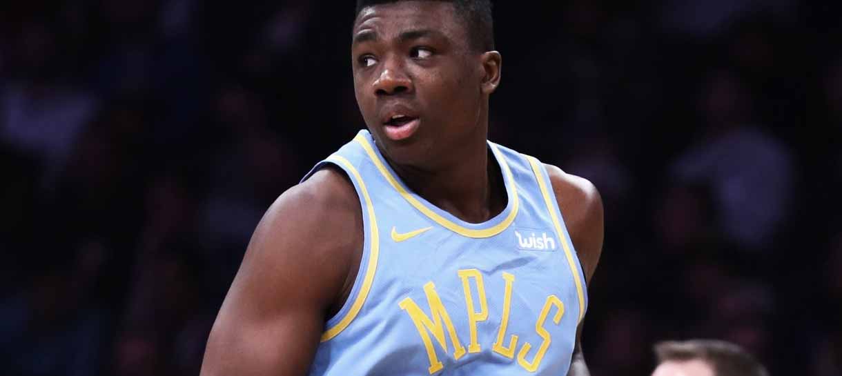 NBA: Lakers e Celtics entram na briga por pivô