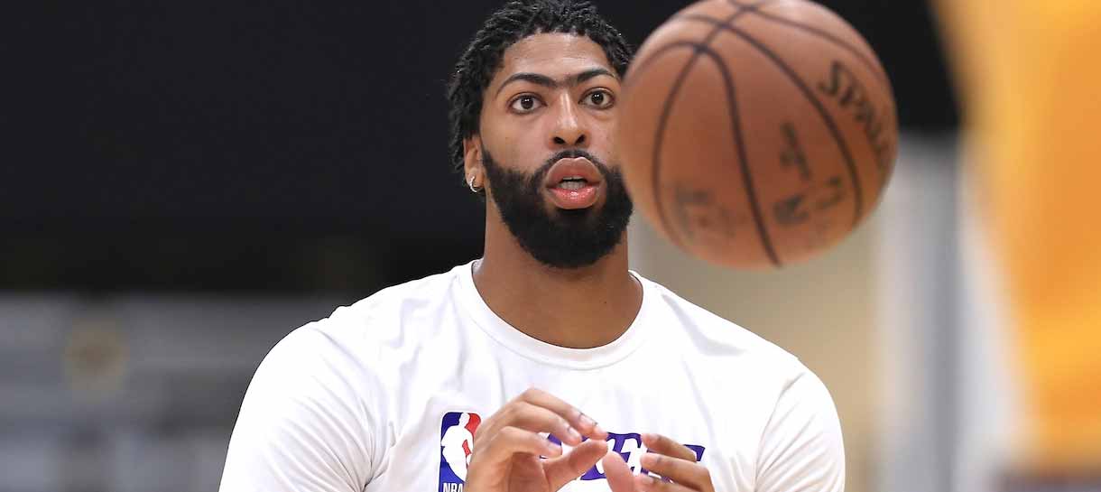 NBA: Anthony Davis treina na madrugada para orgulho da torcida do Lakers
