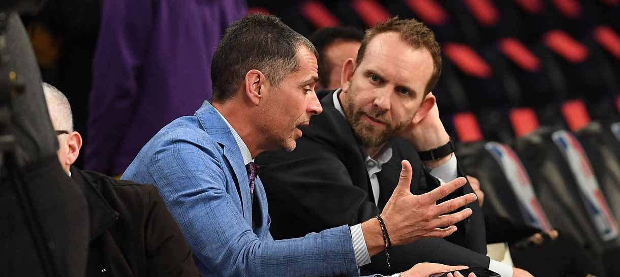 NBA: Insider coloca em cheque troca entre Kyrie Irving e Russell Westbrook