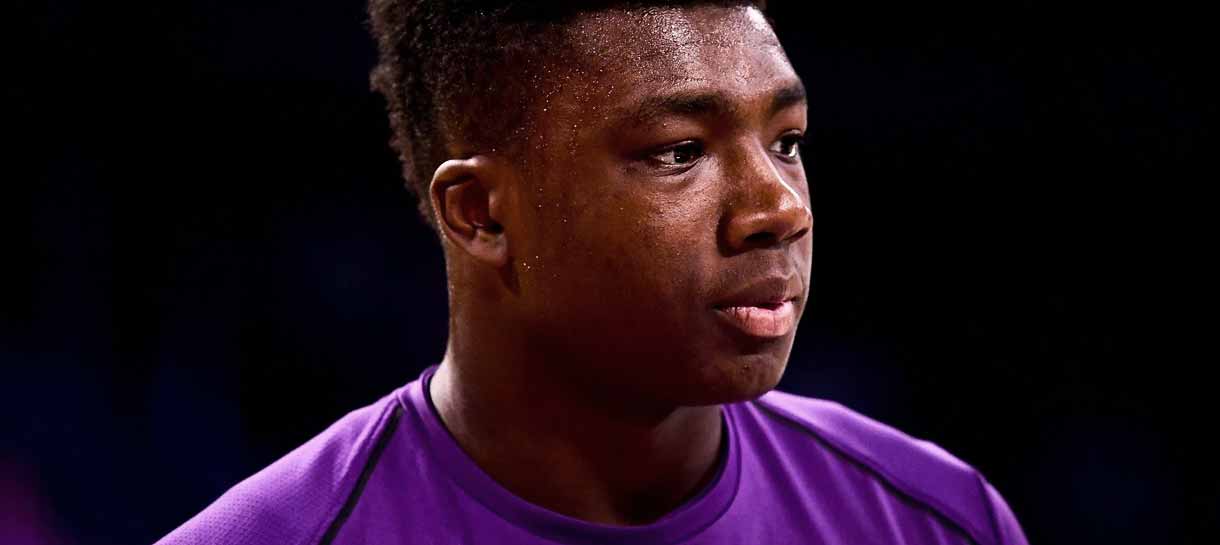 NBA: Lakers traz pivô de volta pra casa