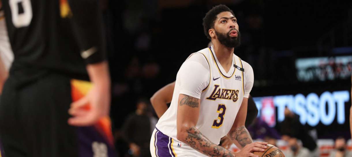 NBA: Executivo sugere troca de Anthony Davis com o Phoenix Suns