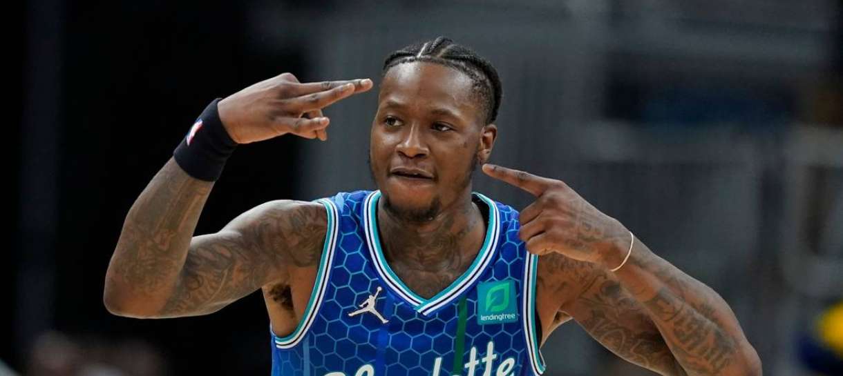 NBA: Lakers buscou uma negociação por Terry Rozier