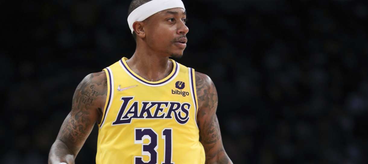 NBA: Isaiah Thomas nega treino com o Lakers após rumores