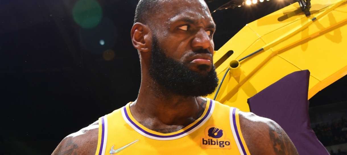 NBA: LeBron James cai três posições no ranking da ESPN dos melhores jogadores