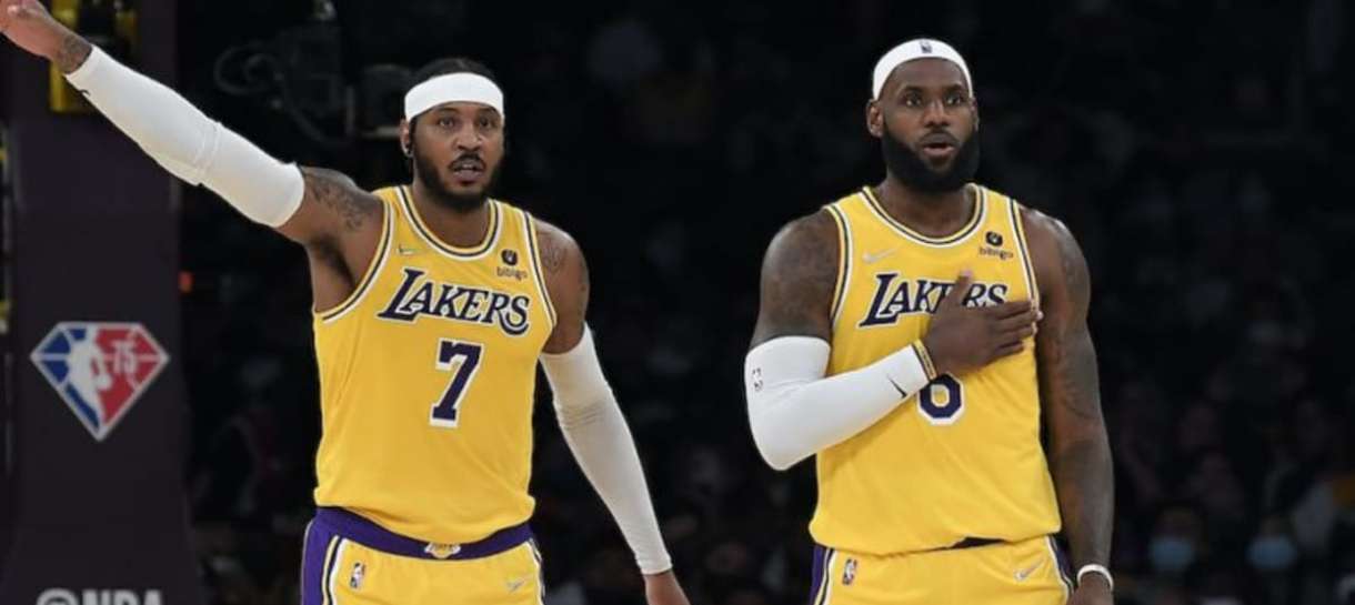 NBA: LeBron James manda mensagem para Carmelo Anthony antes do training camp
