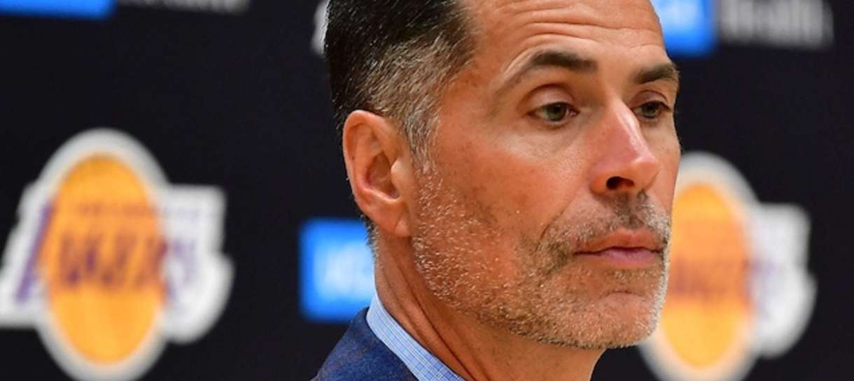 NBA: Pelinka explicou porque o Lakers não trocou as escolhas de draft