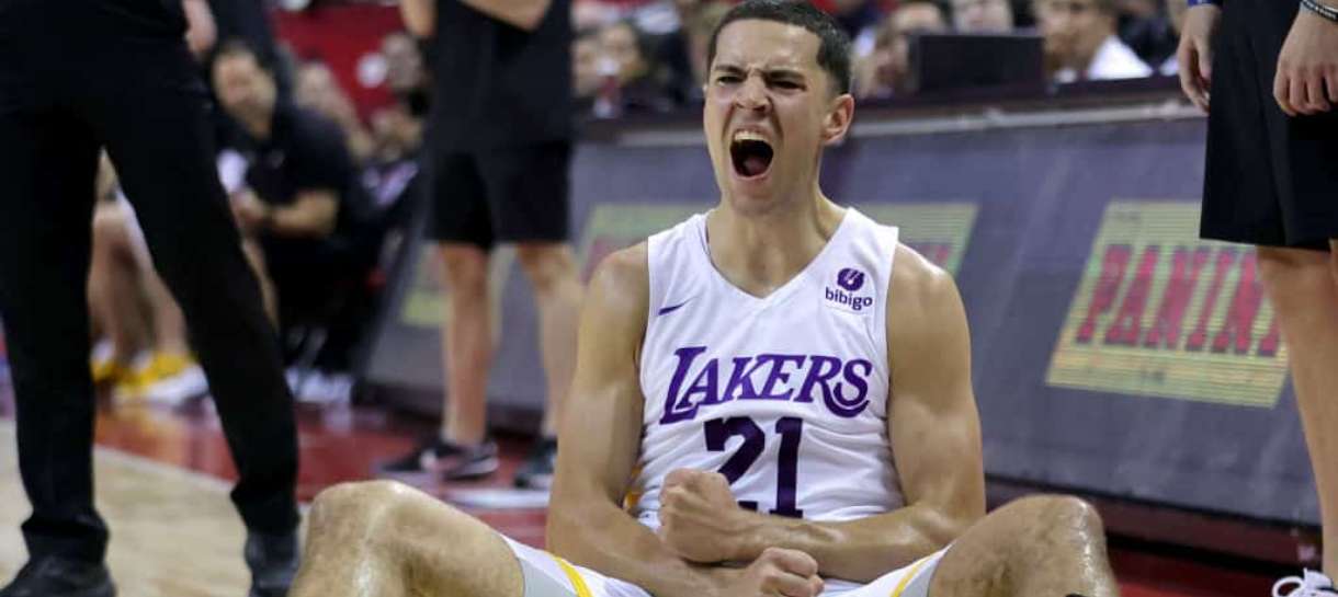 NBA: Calouro Cole Swider empolga torcida do Lakers em vídeo de treino