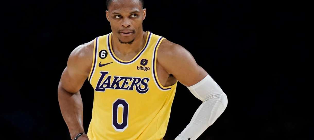 Vídeo: Russell Westbrook não se junta a conversa liderada por Patrick Beverley