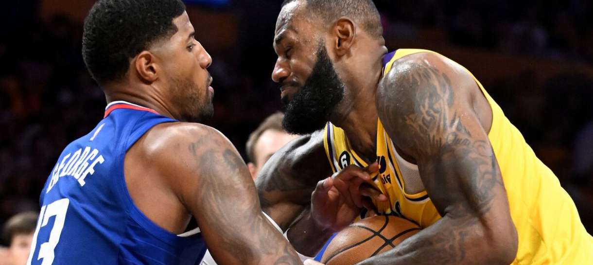 NBA: Em noite de susto com Anthony Davis, Lakers luta muito mas perde para o Clippers