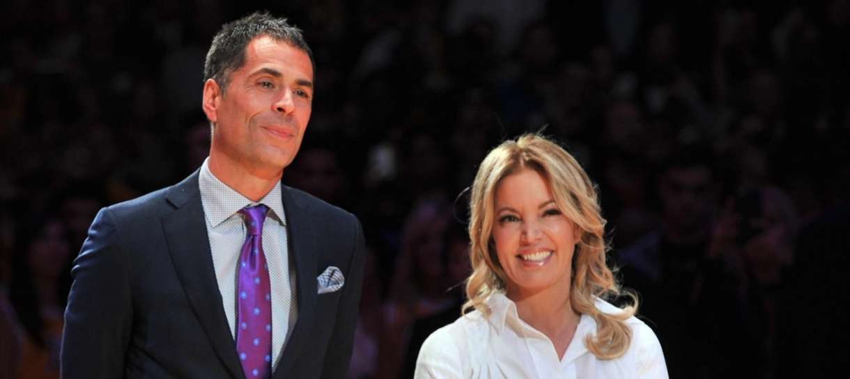 NBA: Lakers prestes a enfrentar a fúria de seus torcedores em cerimônia neste domingo