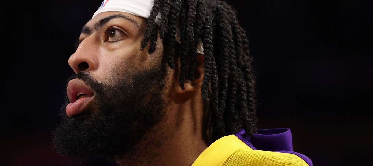 NBA: Anthony Davis abre o jogo sobre clima entre jogadores em treino do Lakers