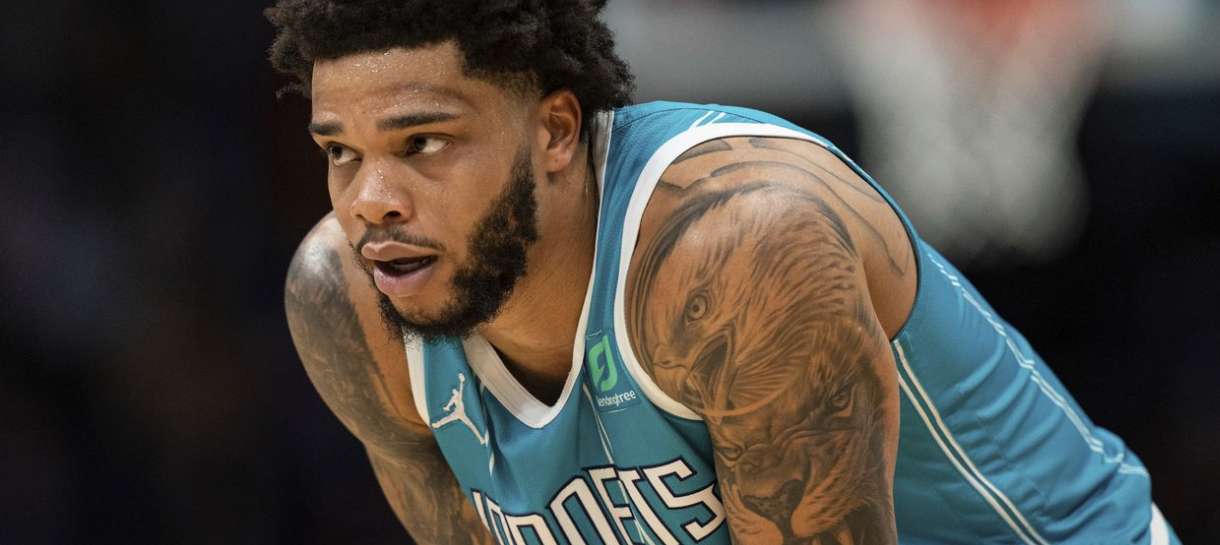 NBA: Miles Bridges no Lakers? Diretoria monitora situação