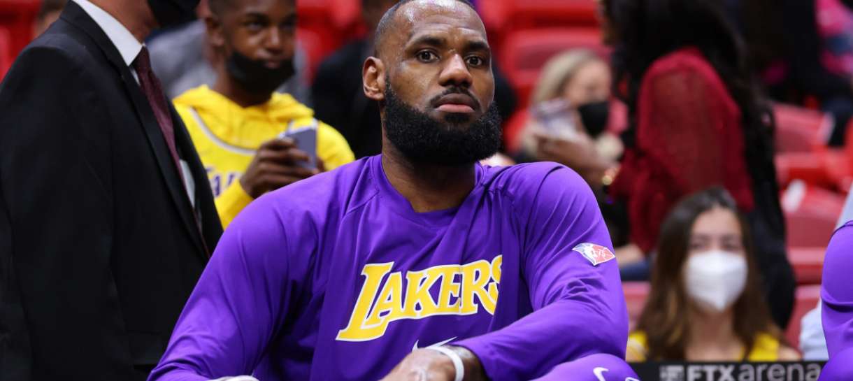 NBA: LeBron James pode desfalcar o Lakers mais uma vez