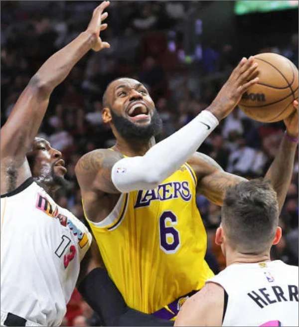 NBA: Lakers volta a sua triste sina em Miami