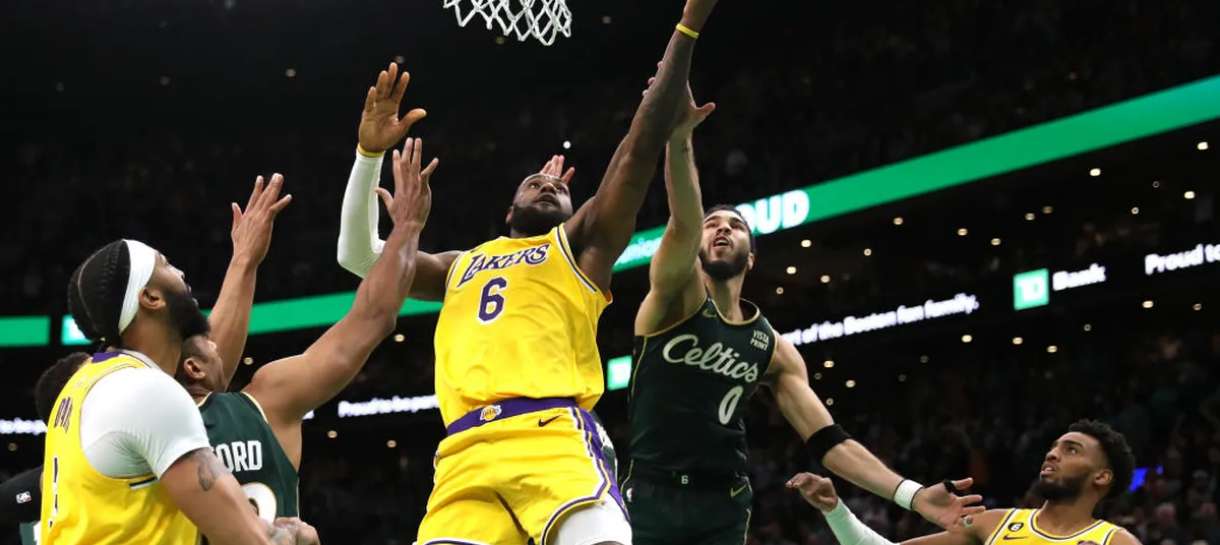 Comissão de árbitros da NBA admite erro grave no jogo entre Lakers e Celtics