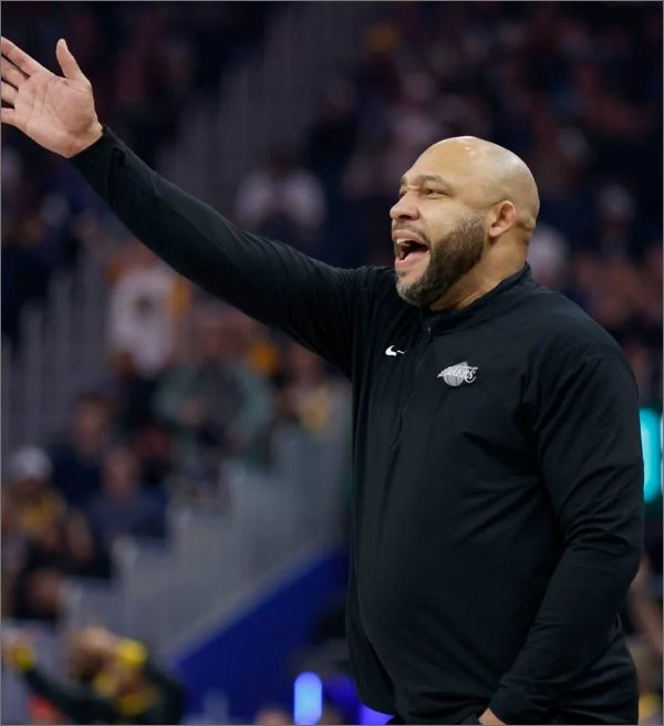 NBA: Lakers deu adeus a um vampiro de seu vestiário