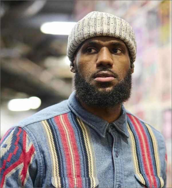 NBA: O que realmente está acontecendo com LeBron James