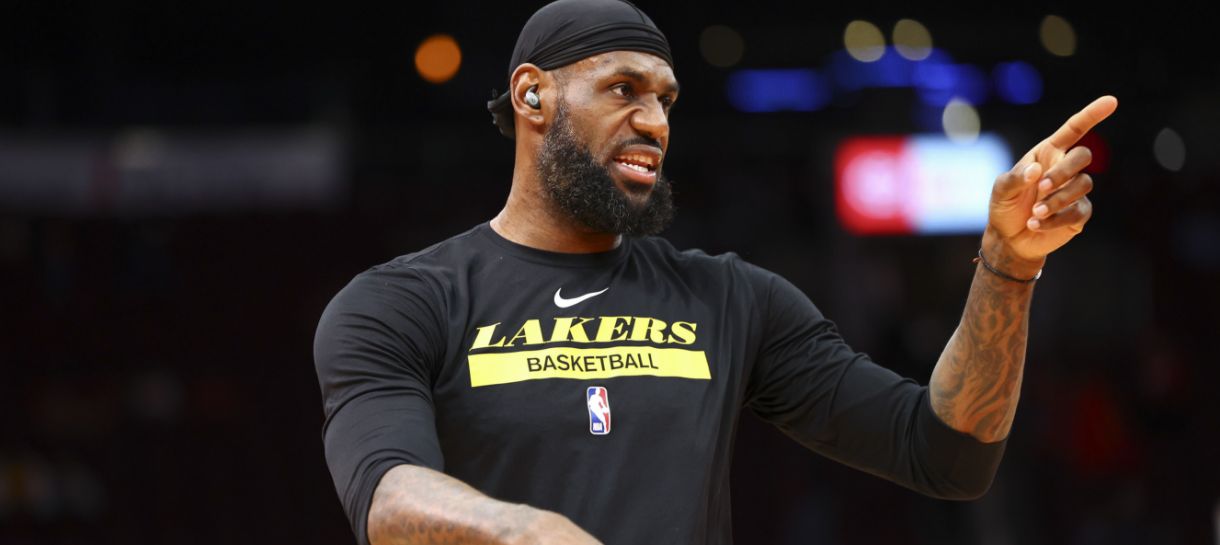 NBA: LeBron James pode não se recuperar totalmente nesta temporada