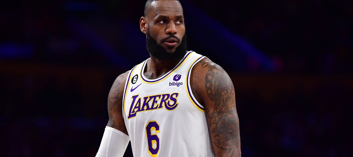 NBA: LeBron James pode acertar com o Dallas Mavericks?