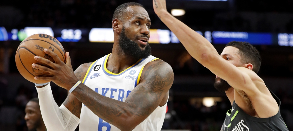 NBA: Lakers e Wolves se encaram em briga direta por classificação