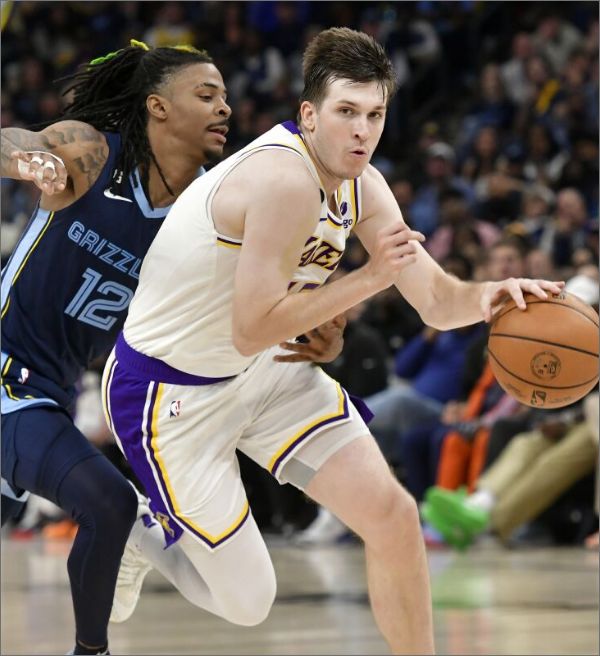 NBA: LeBron James rasga elogios a Austin Reaves