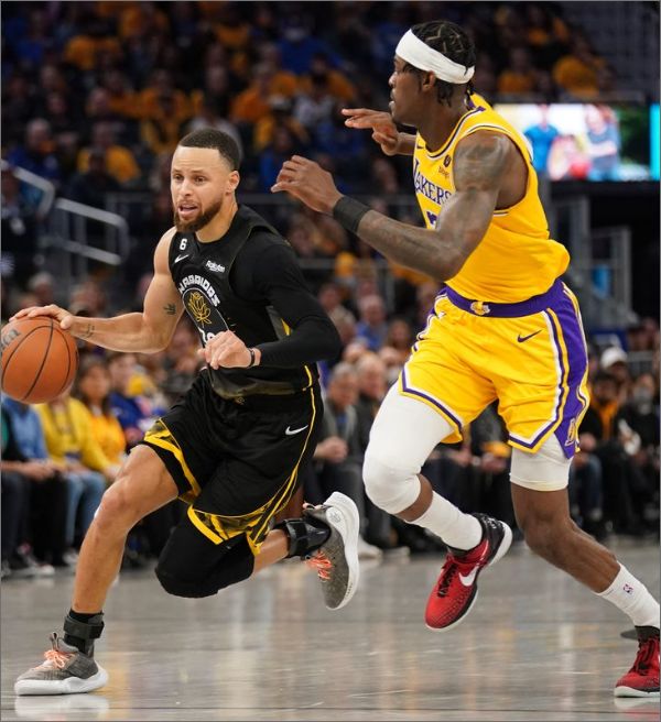 NBA: Precisamos falar sobre a defesa de Jarred Vanderbilt em Stephen Curry