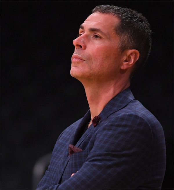 NBA: Lakers teria planos definidos para dois jogadores do atual elenco