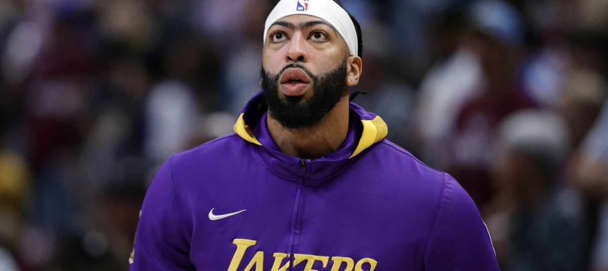 NBA: Diretoria do Lakers pode estar relutante a dar extensão a Anthony Davis