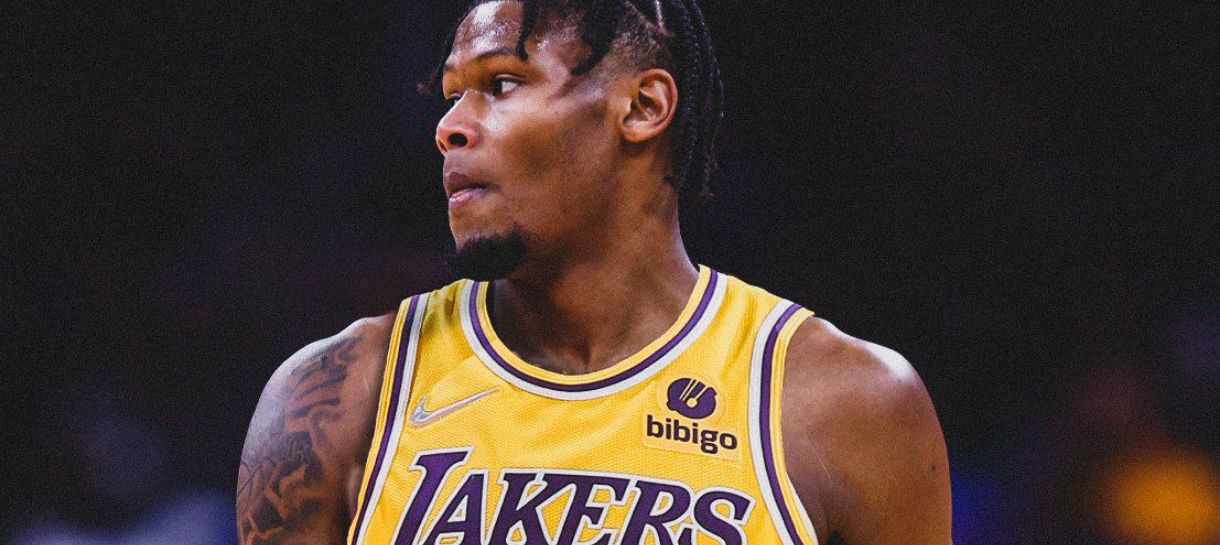 NBA: LeBron James dá boas-vindas a Cam Reddish no Lakers