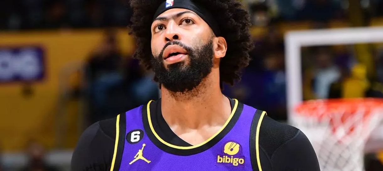 NBA: Como anda a expectativa para Anthony Davis e o Lakers assinarem um novo contrato