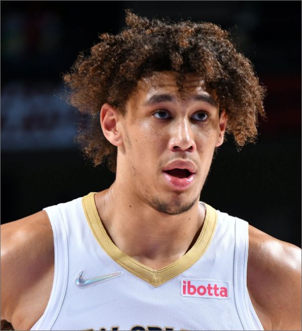 NBA: Lakers tem novo pivô em seu elenco