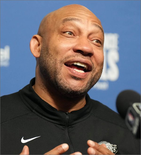 NBA: Lakers pode ter surpresa na escalação titular na próxima temporada