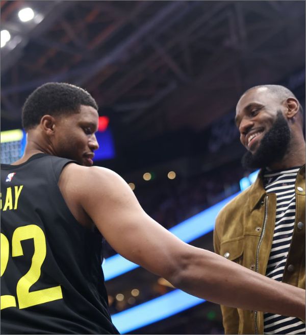 NBA: Lakers estaria na briga com outros times pelo veterano Rudy Gay