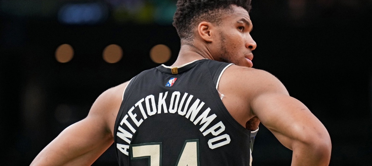 NBA: Giannis Antetokoumpo pode ser a próxima estrela do Lakers