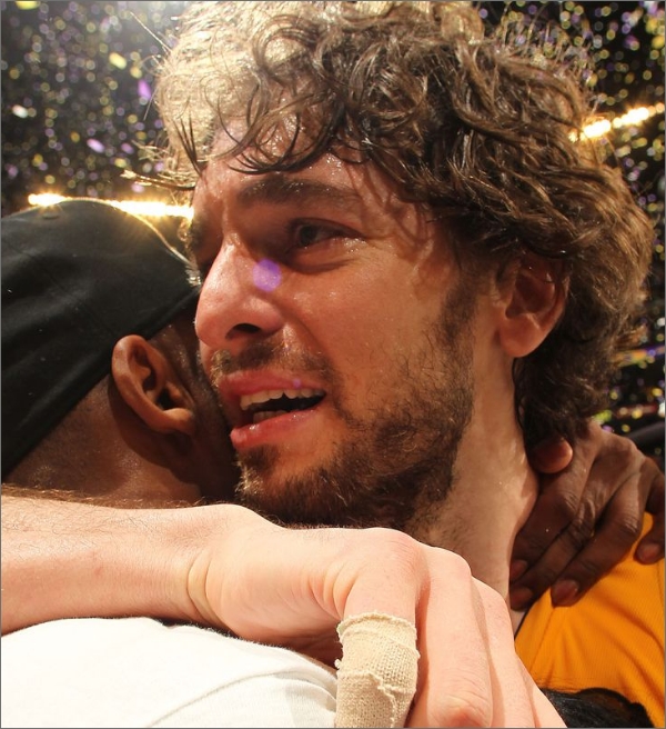 NBA: Lakers divulga vídeo emocionante homenageando Pau Gasol