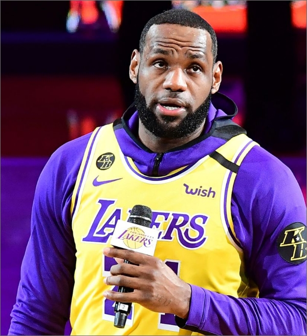 Mamba Day: LeBron James faz homenagem a Kobe Bryant