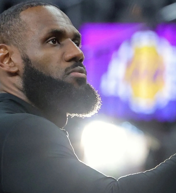 NBA: Darvin Ham fala sobre as condições físicas de LeBron James