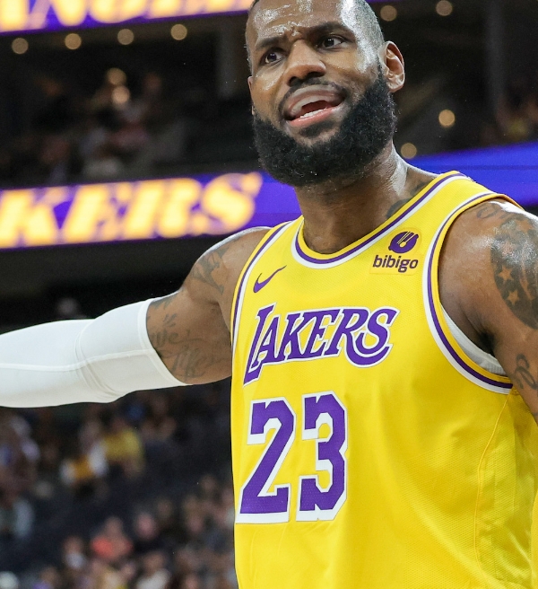 NBA: Lakers adota cautela em relação a LeBron James