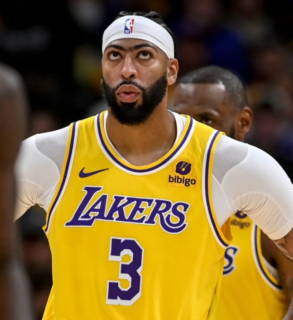 Analista detona Anthony Davis após duelo entre Lakers e Nuggets