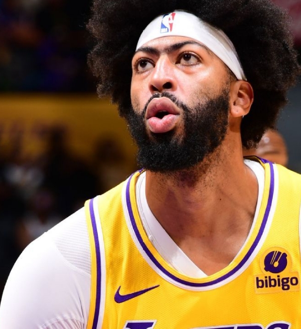 4 estatísticas que mostram a dominância de Anthony Davis no Lakers