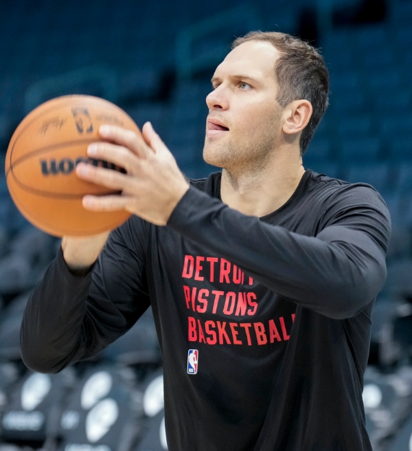 NBA: Bojan Bogdanovic pode ser uma boa opção para o Lakers