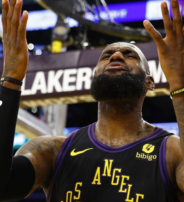NBA proíbe de Lakers usar uniforme na semifinal contra o Pelicans