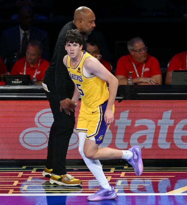 Darvin Ham rasga elogios a atuação de Austin Reaves na final da Copa da NBA