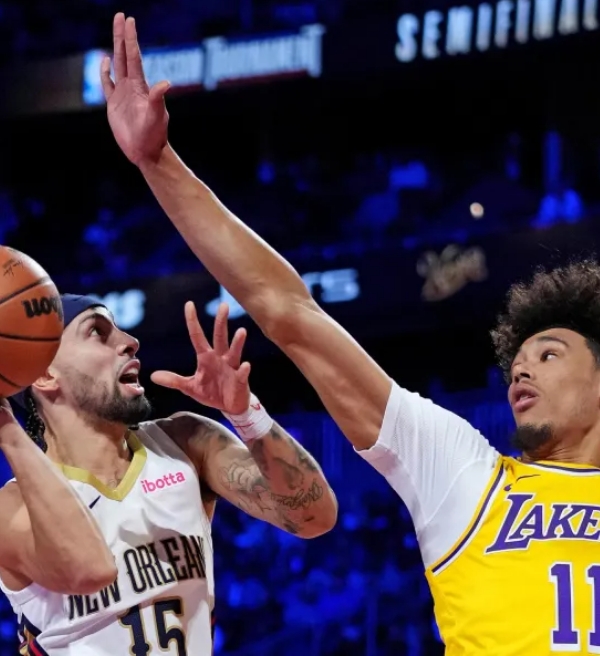 Como o Lakers está se tornando um time com defesa de alto nível