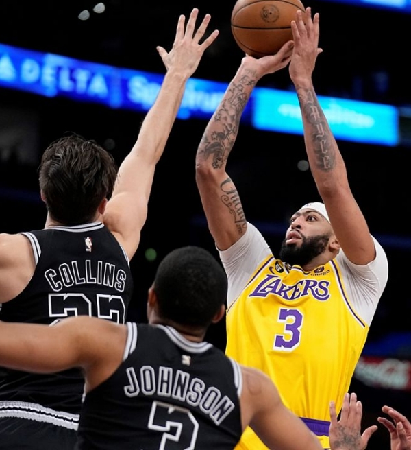 Spurs x Lakers: onde assistir o jogo da NBA ao vivo