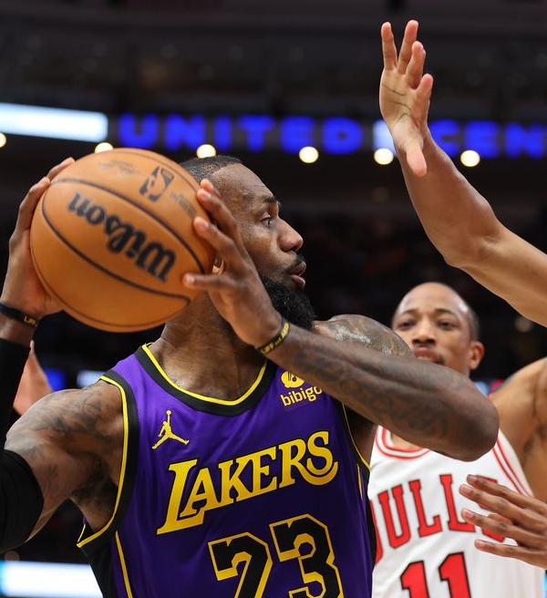 Lakers começa nova série na estrada com derrota em Chicago