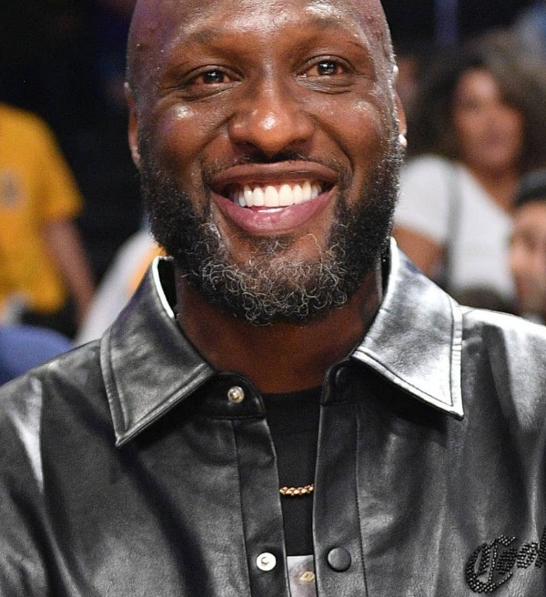 Lamar Odom sugere mudança no time titular do Lakers