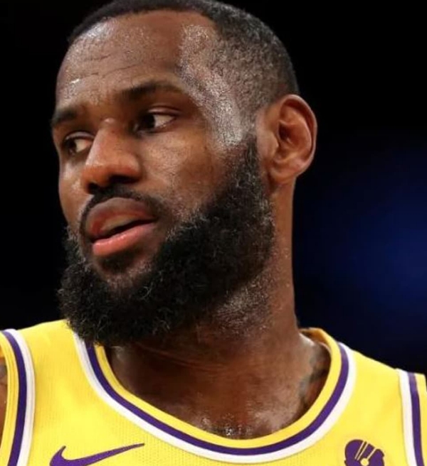 NBA: LeBron James vai jogar no Lakers na próxima temporada?