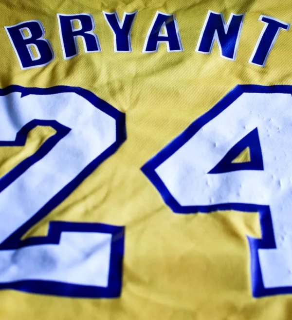 Lakers x Nuggets: onde assistir o jogo no dia da inauguração da estátua de Kobe Bryant ao vivo